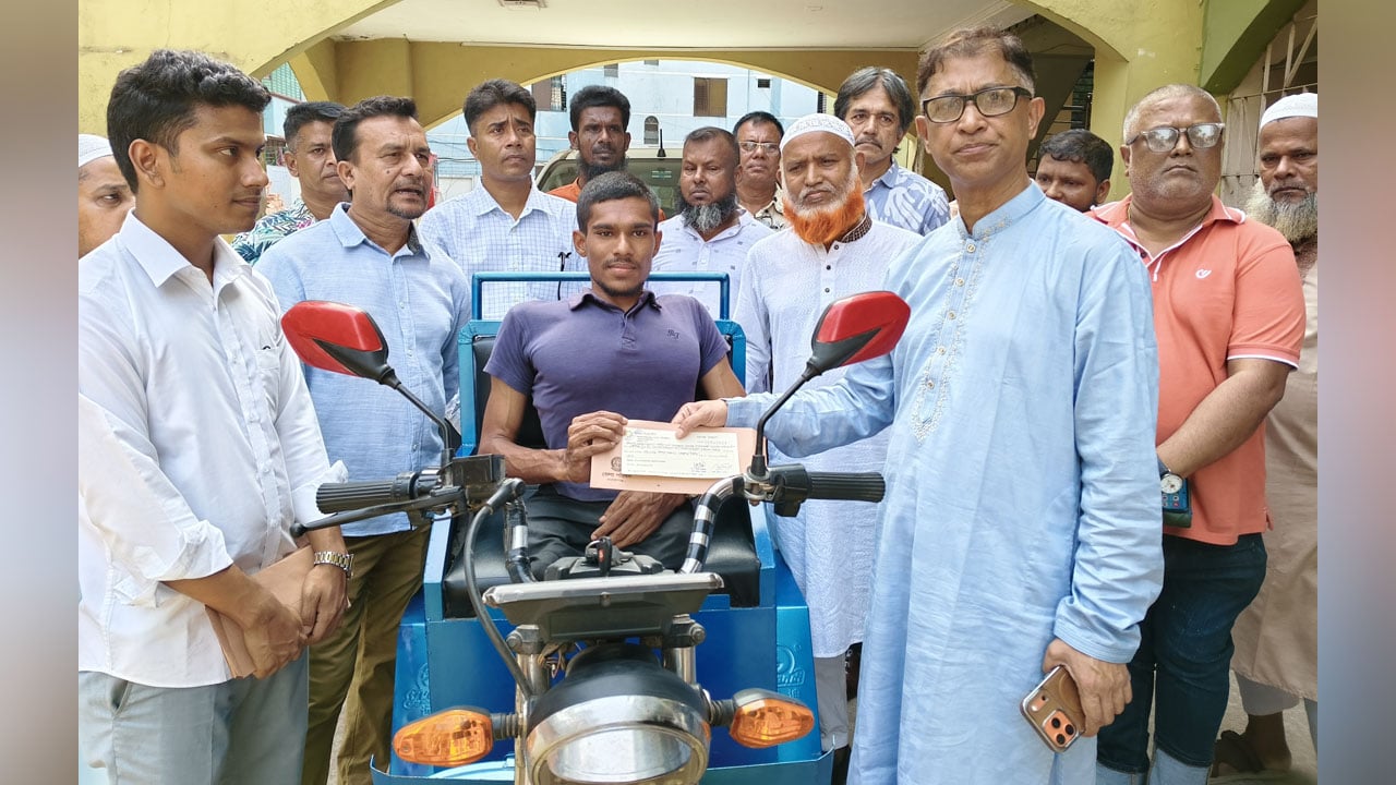 অদম্য রাহাতের পাশে নারায়ণগঞ্জ জেলা পরিষদ