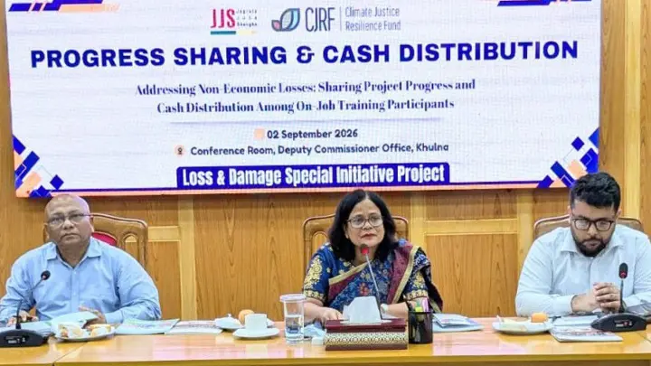 উদ্বাস্তু থেকে উদ্যোক্তা, প্রশিক্ষণ শেষে ১৯ নারীর নতুন যাত্রা