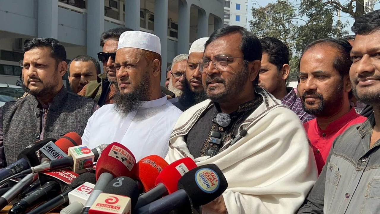 রিটার্নিং কর্মকর্তার সঙ্গে সাক্ষাৎ করে যা বললেন এবি পার্টির চেয়ারম্যান