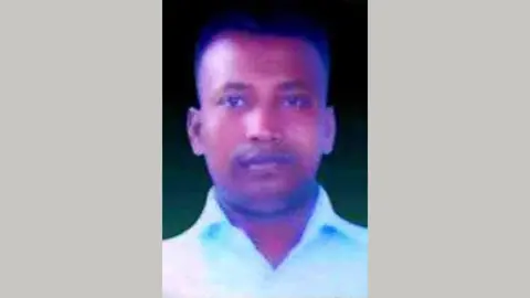 পুলিশের গুলিতে নিহত যুবদল নেতার পরিবারকে নতুন বাড়ি উপহার দেবেন প্রধানমন্ত্রী