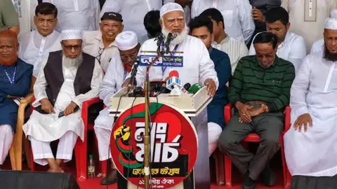 সরকার প্রথম দিন থেকেই জনগণের সঙ্গে বিশ্বাসঘাতকতা করছে: জামায়াত আমির