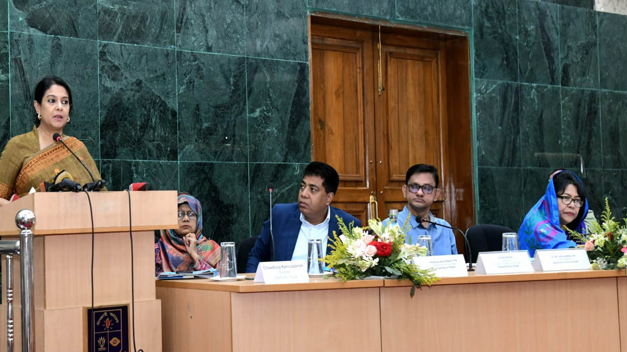 ভর্তুকি মূল্যে পাটের ব্যাগ দিবে সরকার: পরিবেশ উপদেষ্টা