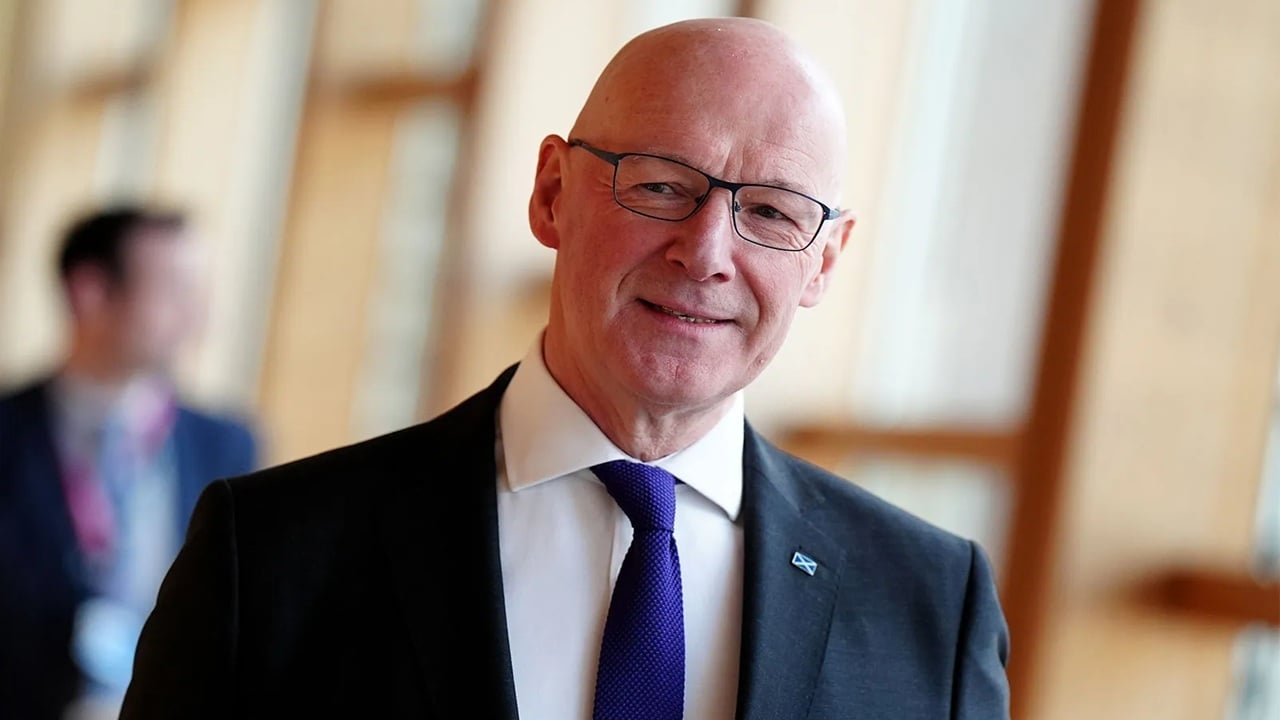 ইরানে হামলার প্রতিবাদে যুক্তরাষ্ট্র ও ইসরাইলের কড়া সমালোচনা করলেন জন সুইনি