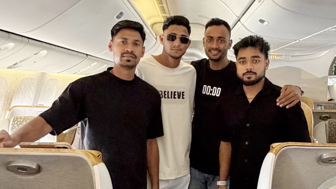 পিএসএল খেলতে ঢাকা ছাড়লেন মোস্তাফিজরা