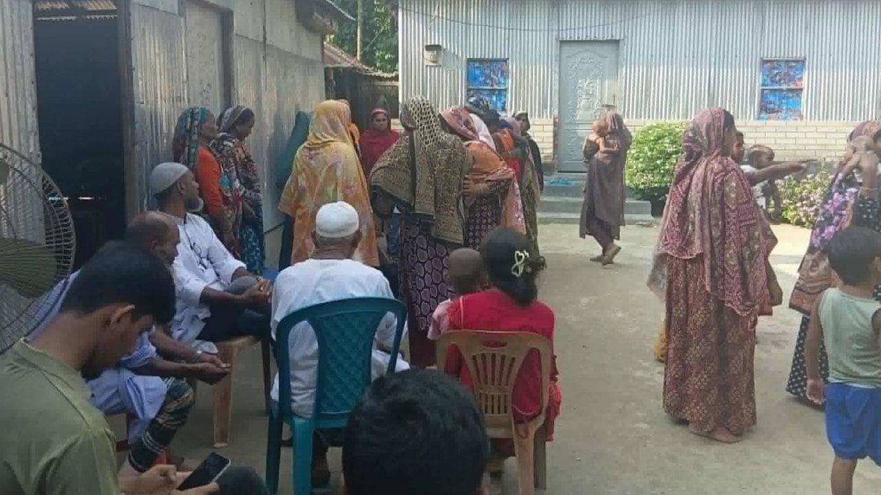 ফুলবাড়ীতে বিদ্যুৎস্পৃষ্টে এসএসসি উত্তীর্ণ শিক্ষার্থীর মৃত্যু