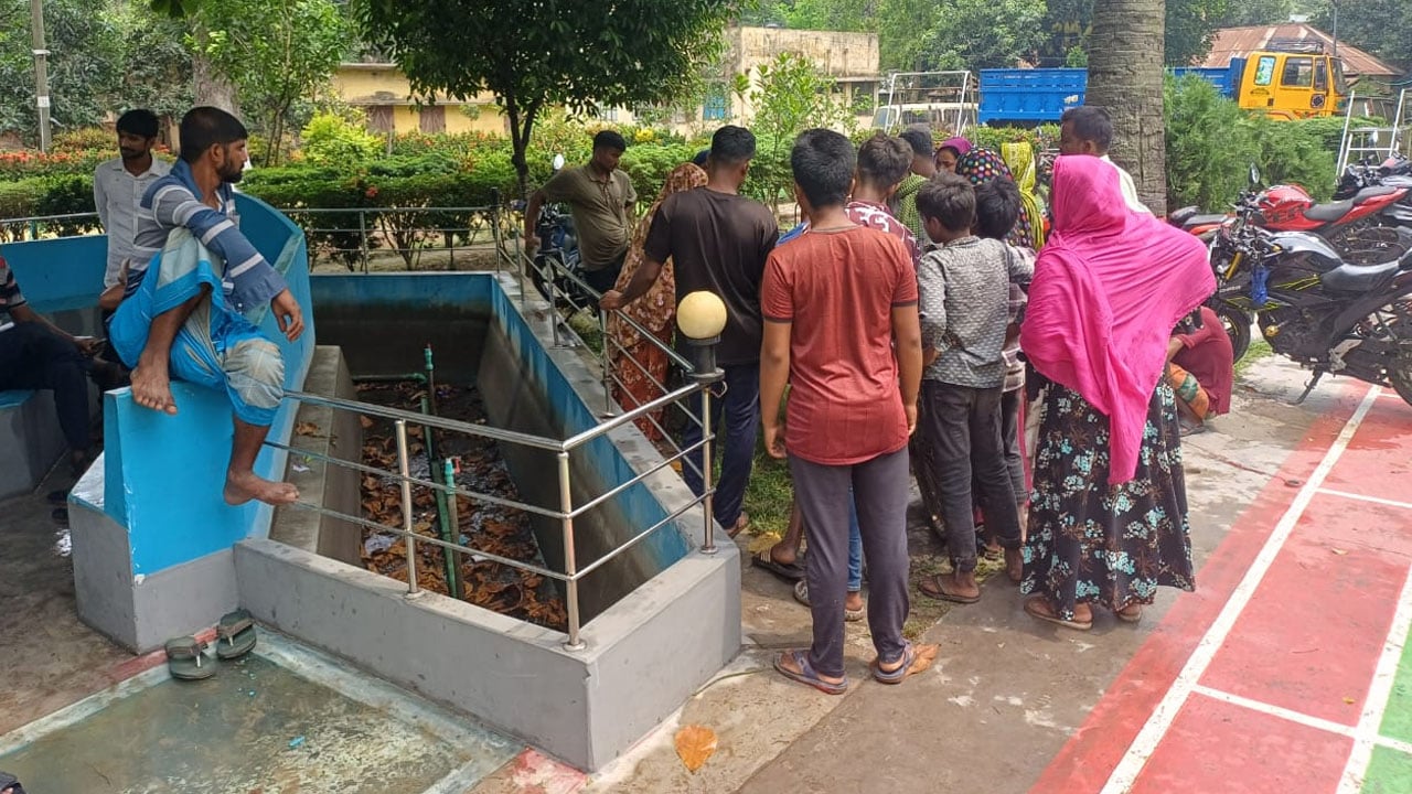 লালপুরে বজ্রপাতে ইটভাটা শ্রমিকের মৃত্যু, আহত দুই নারী