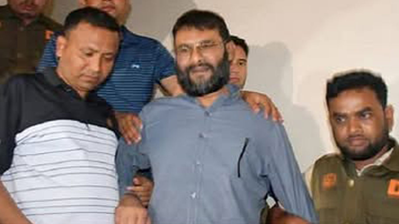 গাইবান্ধা- ২ আসনের সাবেক এমপি শাহ সারোয়ার কবির গ্রেপ্তার