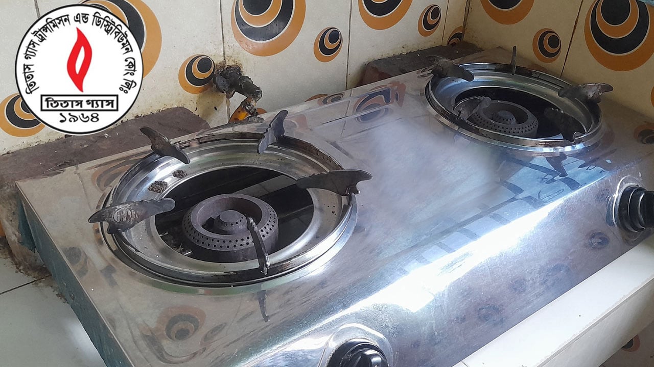 গ্যাসের সংকটে ঢাকার অধিকাংশ এলাকায় জ্বলছে না চুলা