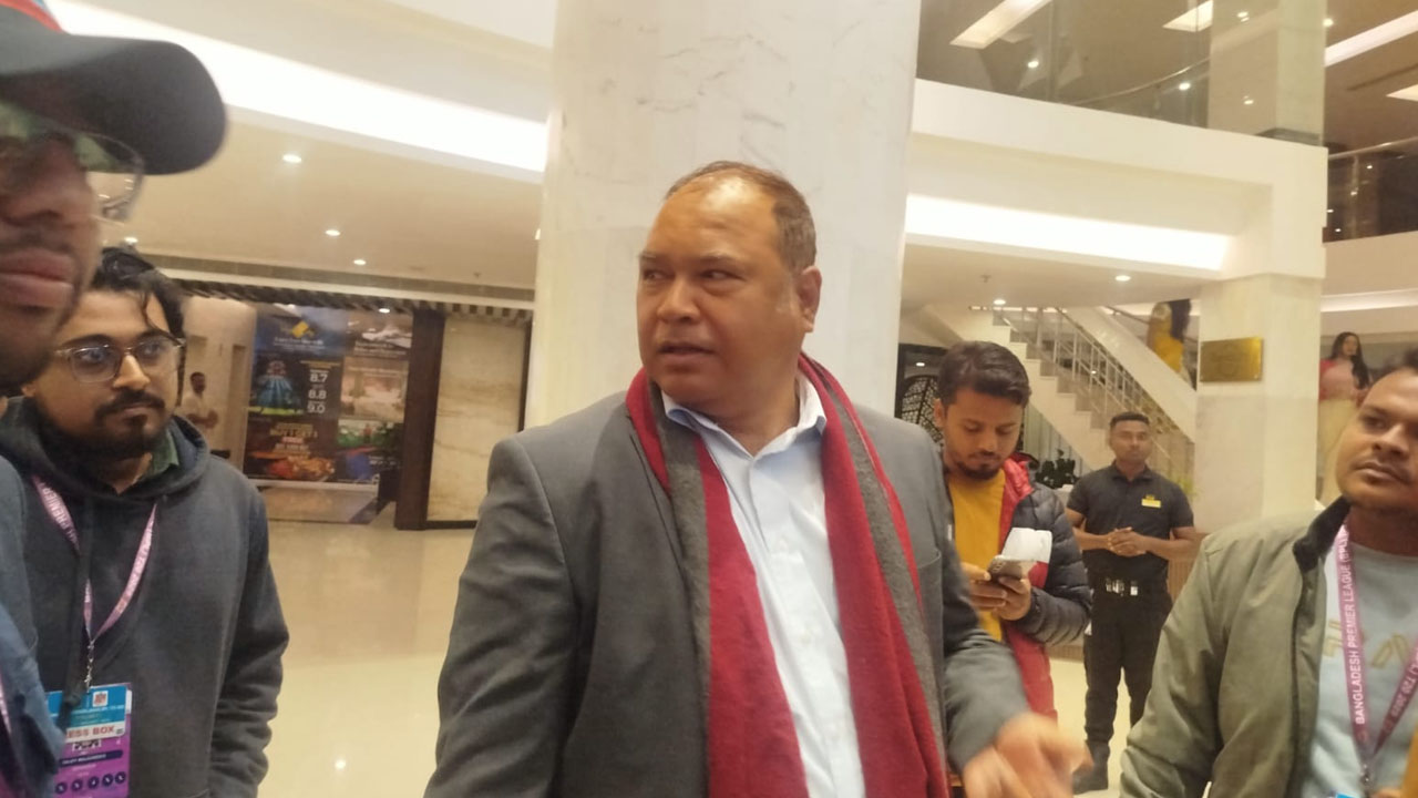 অপেক্ষা করতে বললেন প্রধান নির্বাচক