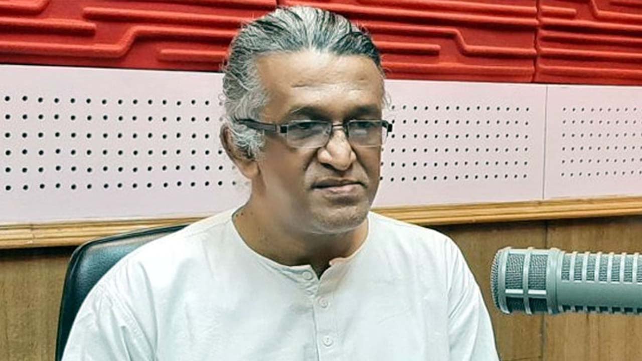 নাস্তিকতা থেকে কোরআনে ‘আত্মসমর্পণ’ করলেন গাজী রাকায়েত