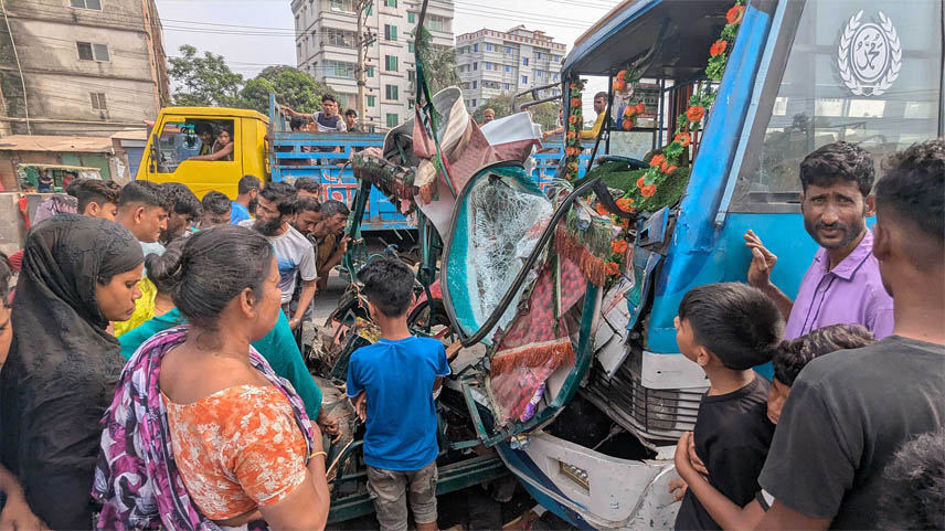 গাজীপুরে পৃথক সড়ক দুর্ঘটনায় নিহত ৪, আহত ২