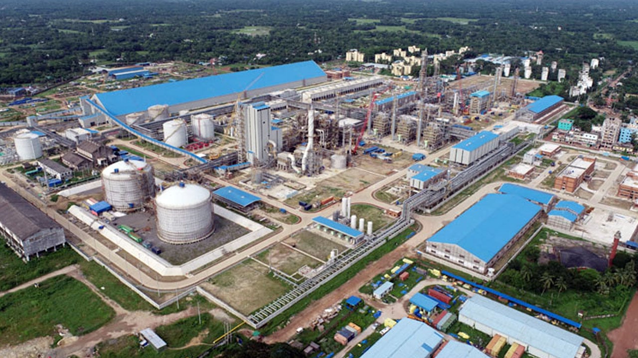 ঘোড়াশাল সার কারখানার একাধিক ভবনে ফাটল