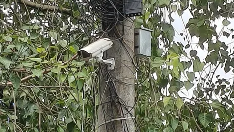 পৌনে ৪ লাখ টাকার সিসি ক্যামেরা কয়েক মাসেই অচল