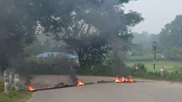 খাগড়াছড়িতে চলছে অবরোধ, যোগাযোগ বিচ্ছিন্ন
