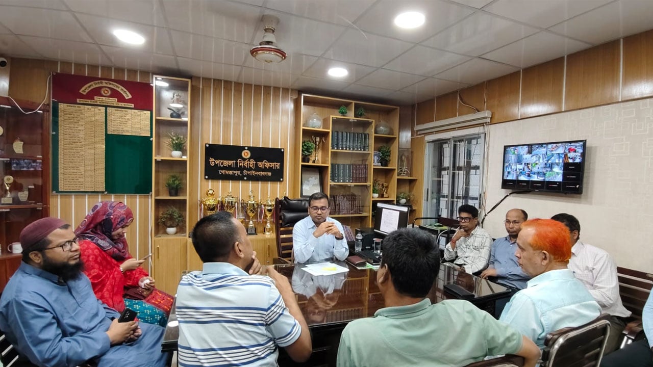 গোমস্তাপুরে অ্যাপসের মাধ্যমে তেল বিক্রি শুরু আগামীকাল