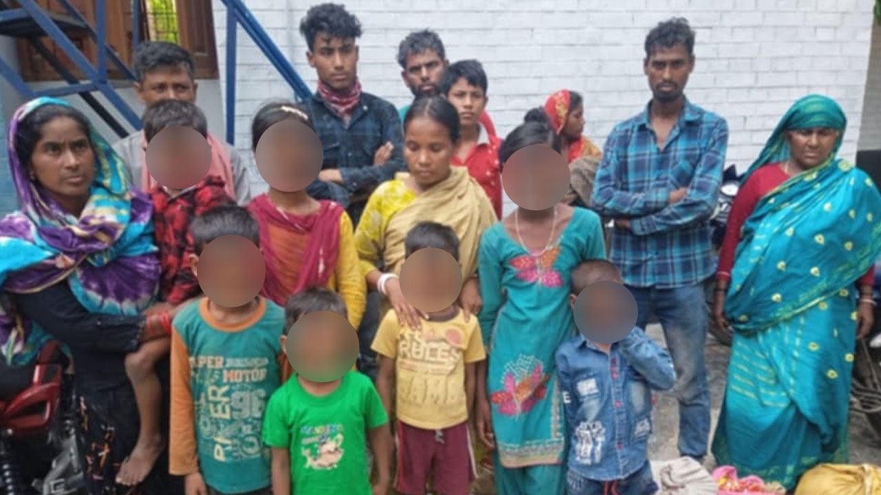 গোমস্তাপুর সীমান্ত দিয়ে ১৭ জনকে বিএসএফের পুশইন