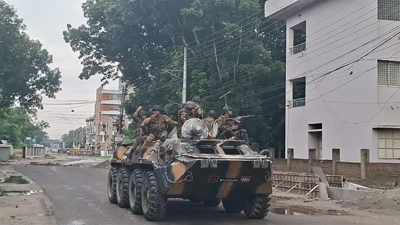 গোপালগঞ্জে বাড়লো কারফিউর সময়সীমা