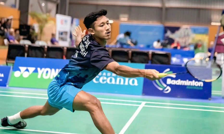 স্বাগতিক শাটলারদের ভরাডুবি, টিকে রইলেন শুধু গৌরব