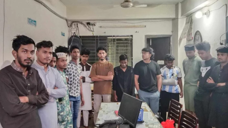 ব্যবসা প্রতিষ্ঠানে চাঁদাবাজি-ভাঙচুর, সমন্বয়কসহ গ্রেপ্তার ১৪