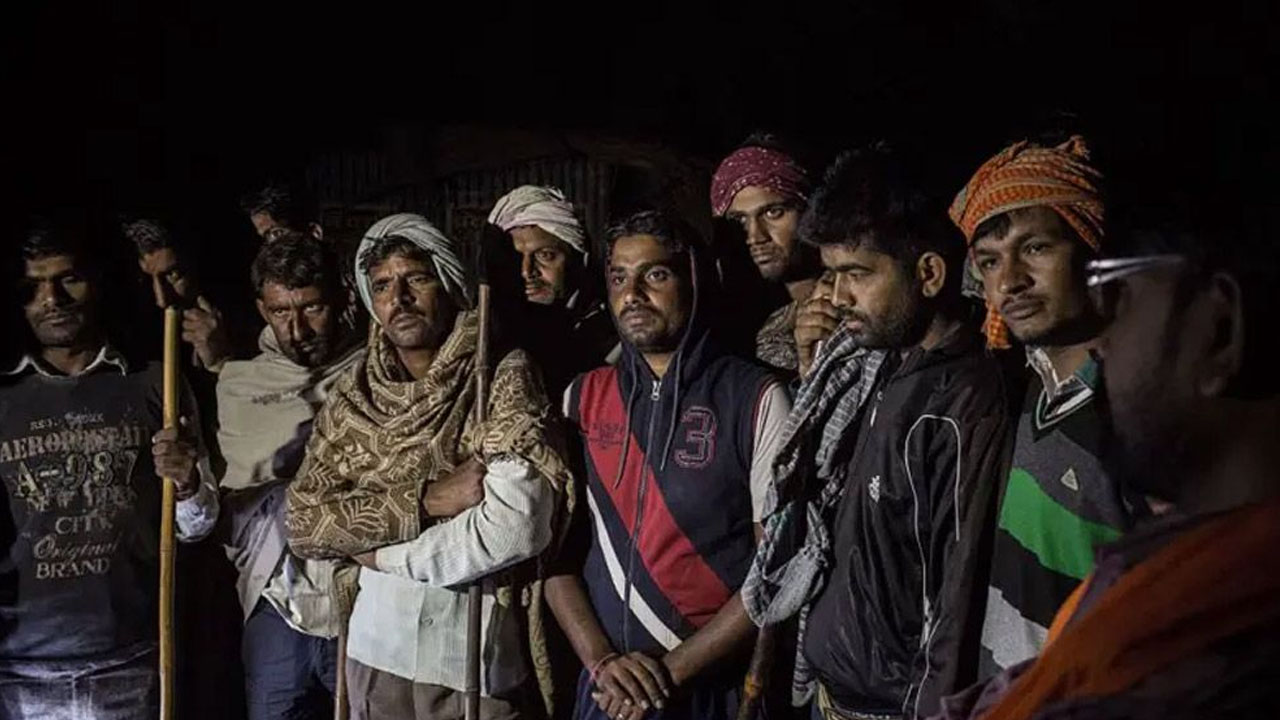 ভারতের মুসলিম যুবকদের ওপর ‘গোরক্ষক’ বাহিনীর হামলা