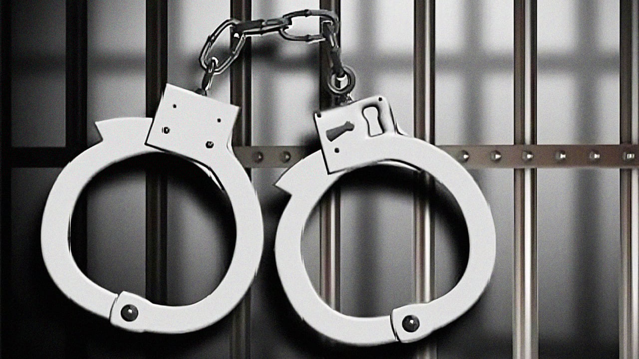 রাজধানীতে জোর করে যৌনপেশায় বাধ্য করায় আটক ৬