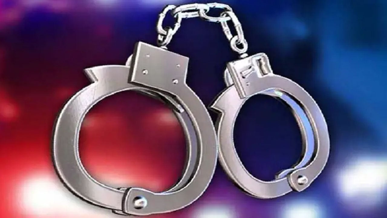 হত্যা মামলার আসামি আ.লীগ সন্ত্রাসী সাভারে গ্রেপ্তার