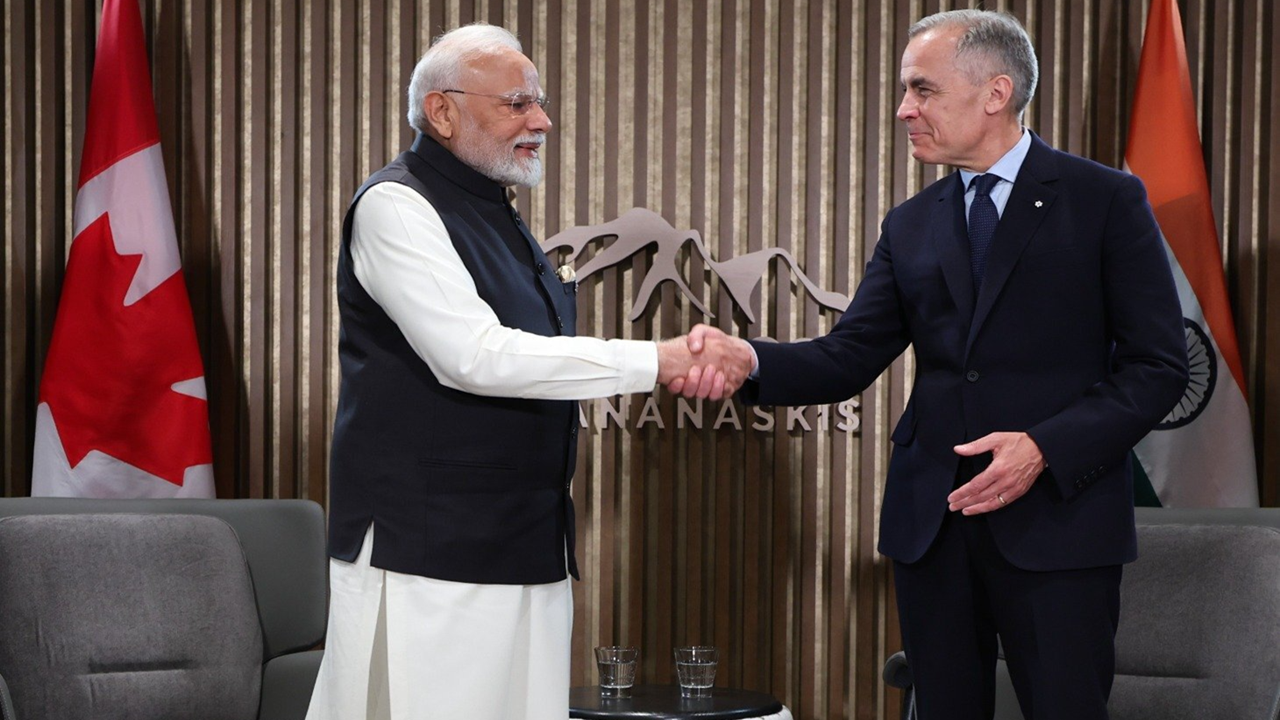 সম্পর্ক পুনরুজ্জীবনে দিল্লি সফরে কানাডার প্রধানমন্ত্রী মার্ক কার্নি