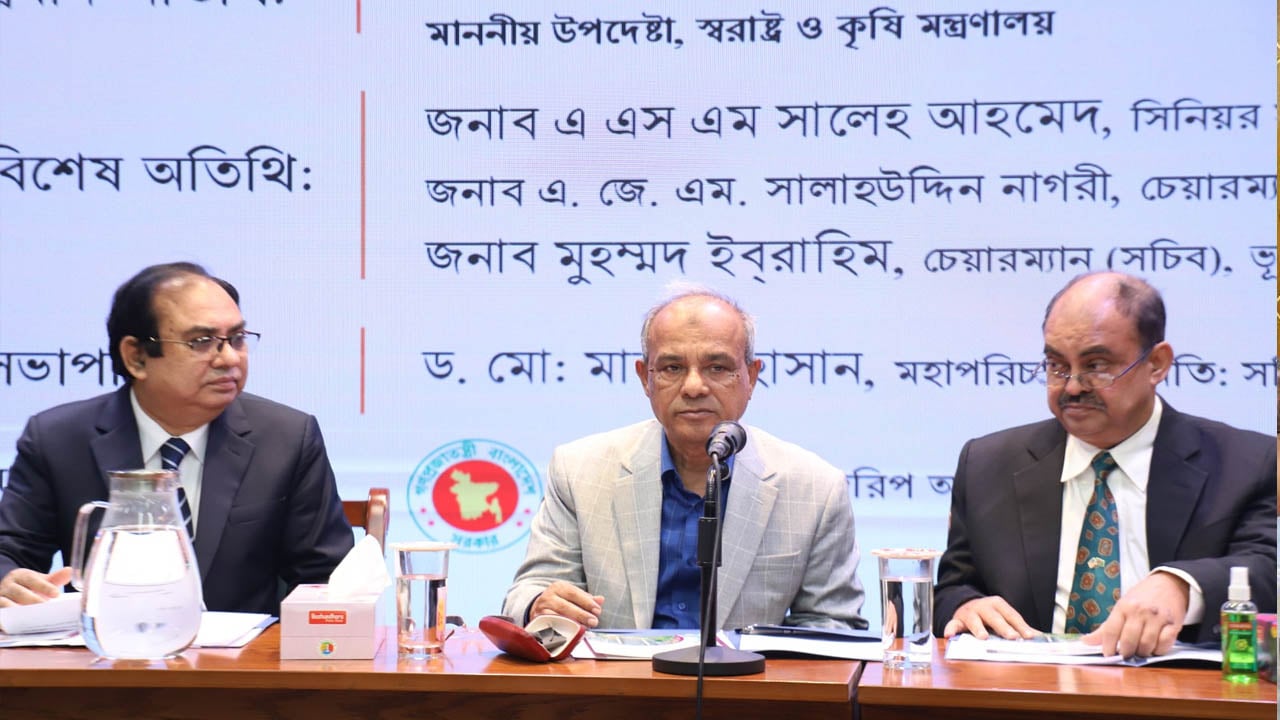 প্রশাসনে জবাবদিহিতা নিশ্চিত করতে সরকার বদ্ধপরিকর: স্বরাষ্ট্র উপদেষ্টা
