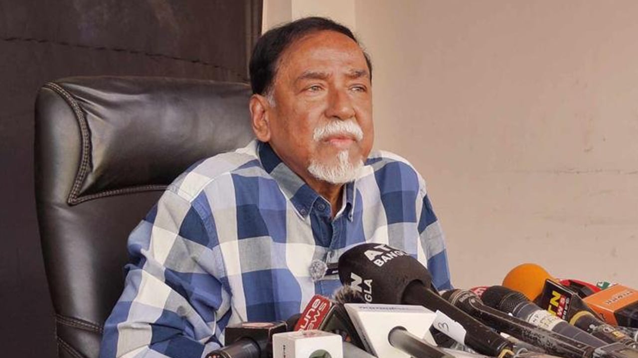 আ. লীগ ভারতে বসে দেশে অস্থিতিশীল পরিস্থিতি সৃষ্টি করতে চায়: মেজর হাফিজ