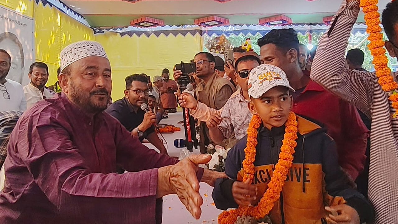 চা শ্রমিক, পর্যটন ও স্বাস্থ্যের অগ্রাধিকার দেয়া হবে: মুজিবুর চৌধুরী