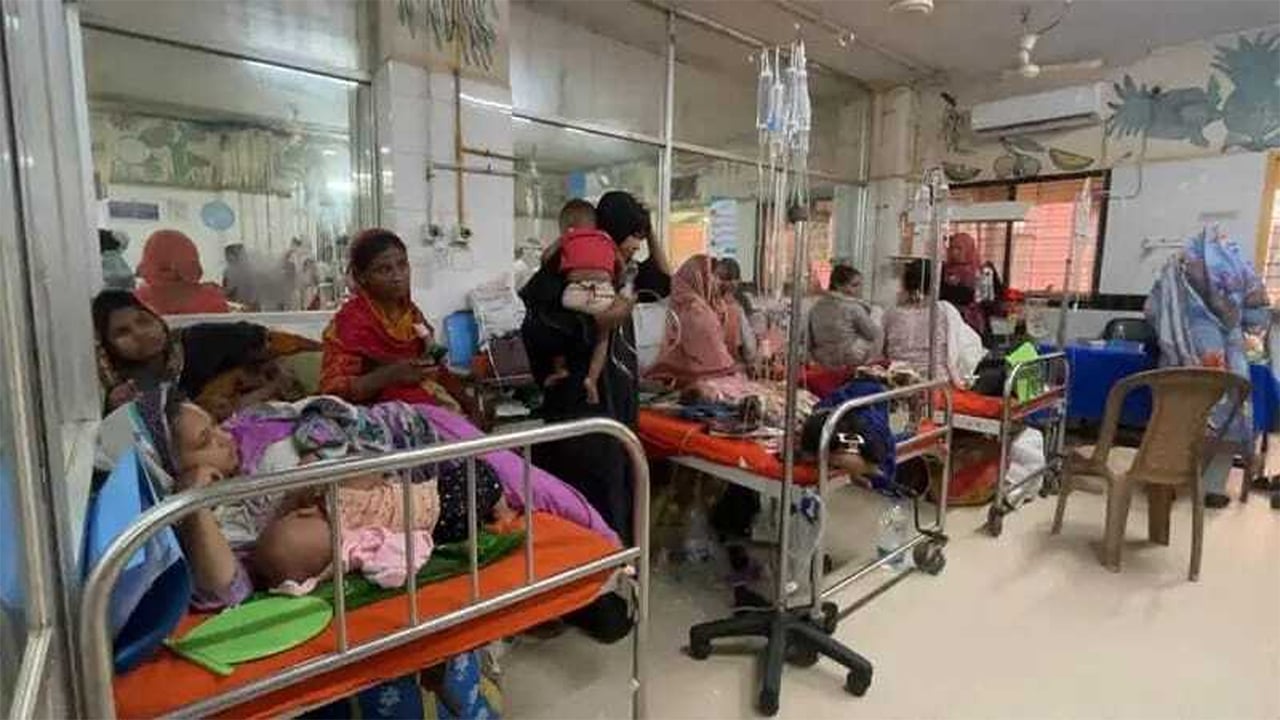 ১৯ দিনে হামের উপসর্গ নিয়ে হাসপাতালে ৫৭৯২ জন, মৃত্যু ৯৪