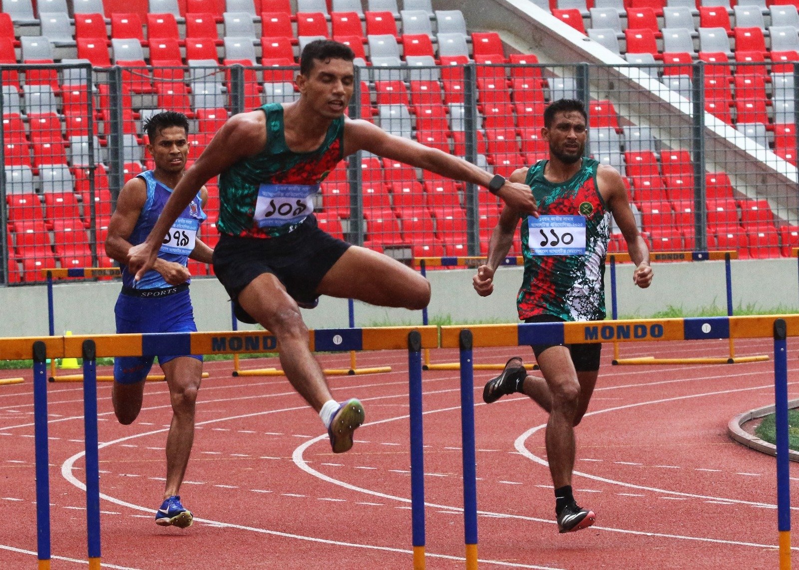 স্বর্ণ পদক জিতলেন তানভীর ও রোকসানা