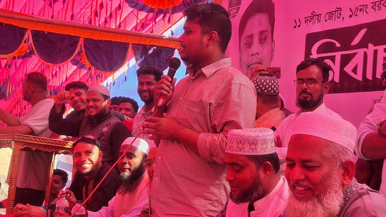 কেন্দ্রে মোবাইল নিষিদ্ধ করা ভোট চুরির ষড়যন্ত্র: হাসনাত আব্দুল্লাহ