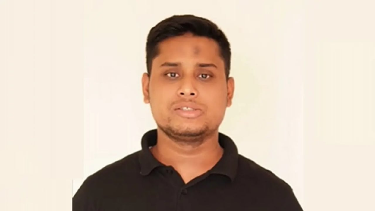 আদালতের ঘাড়ে বন্ধুক রেখে অবৈধ সিদ্ধান্তকে বৈধতা দিত আ.লীগ