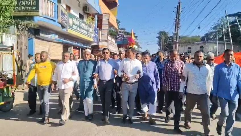 হাসিনাকে দ্রুত ফিরিয়ে এনে মৃত্যুদণ্ড কার্যকরের দাবিতে বোরহানউদ্দিনে বিক্ষোভ