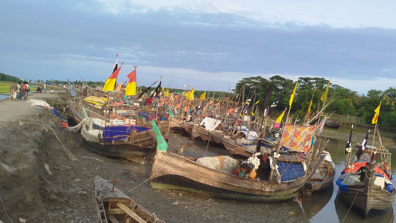 ভরা মৌসুমেও মিলছে না কাঙ্ক্ষিত ইলিশ