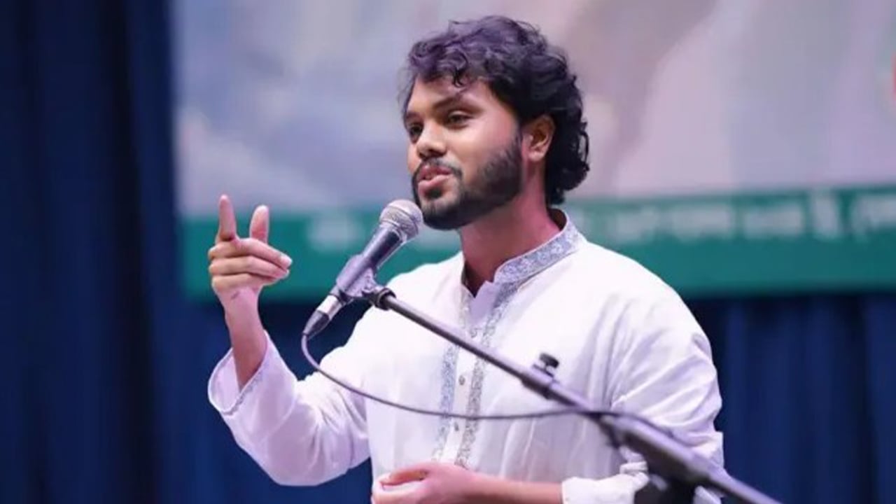 যেভাবে রাজনীতির লাইমলাইটে ওসমান হাদি