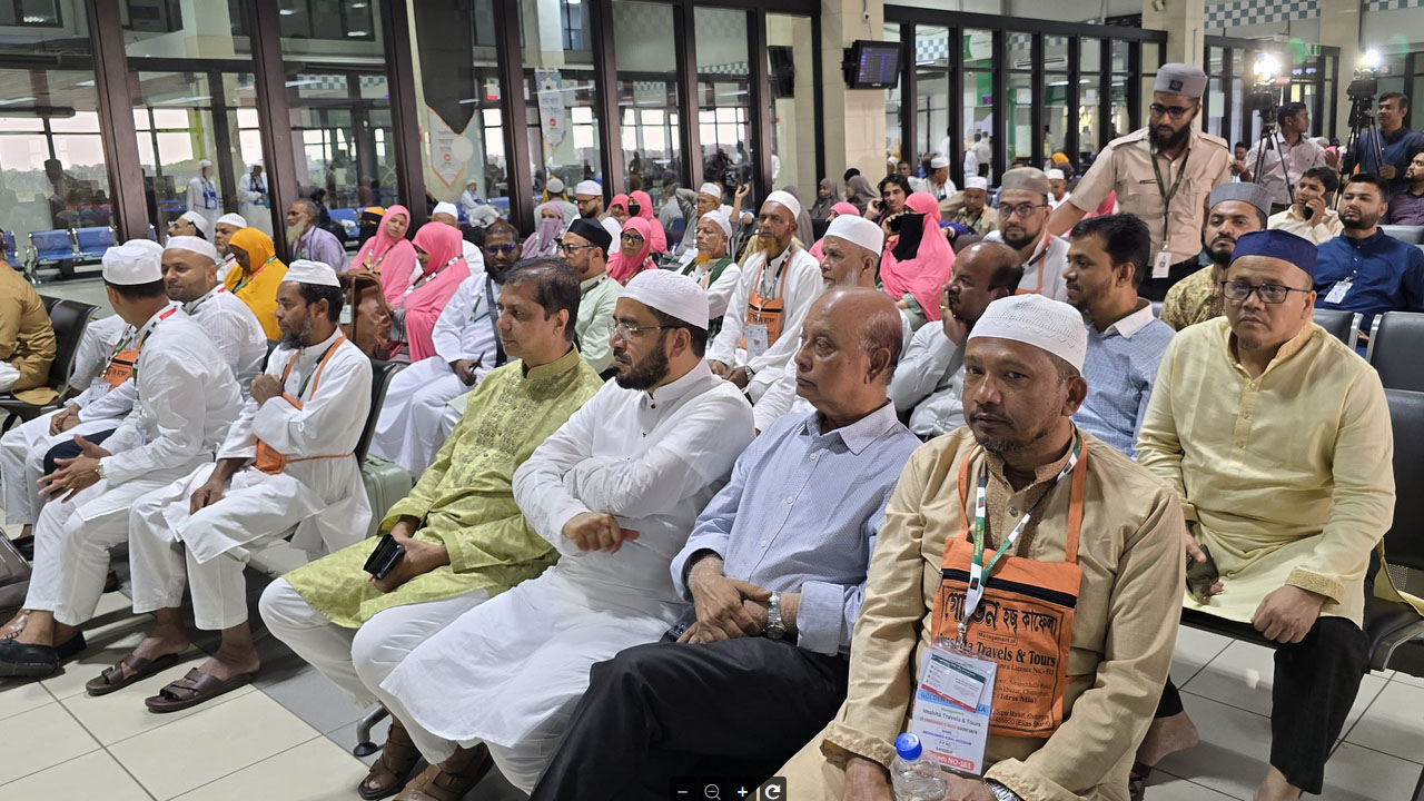 জলবদ্ধতা থেকে মুক্তির জন্য হজযাত্রীদের কাছে দোয়া চাইলেন মেয়র