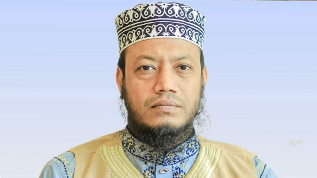 স্ত্রীকে হত্যার হুমকিদাতাদের গ্রেপ্তার দাবি আমির হামজার