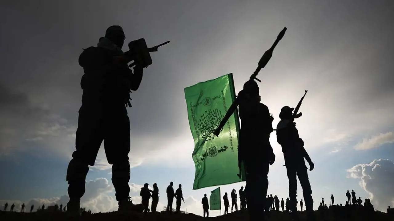 ইসরাইলি হামলায় জ্যেষ্ঠ কমান্ডার নিহতের কথা নিশ্চিত করল হামাস