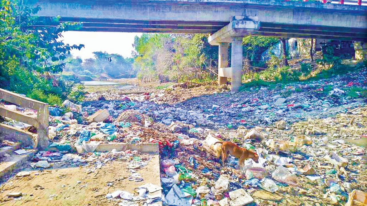 খরস্রোতা করাঙ্গী নদী এখন মরা খাল, দিশাহারা কৃষক