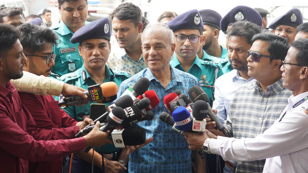 আওয়ামী লীগের মিছিল: কঠোর হতে স্বরাষ্ট্র উপদেষ্টার নির্দেশ
