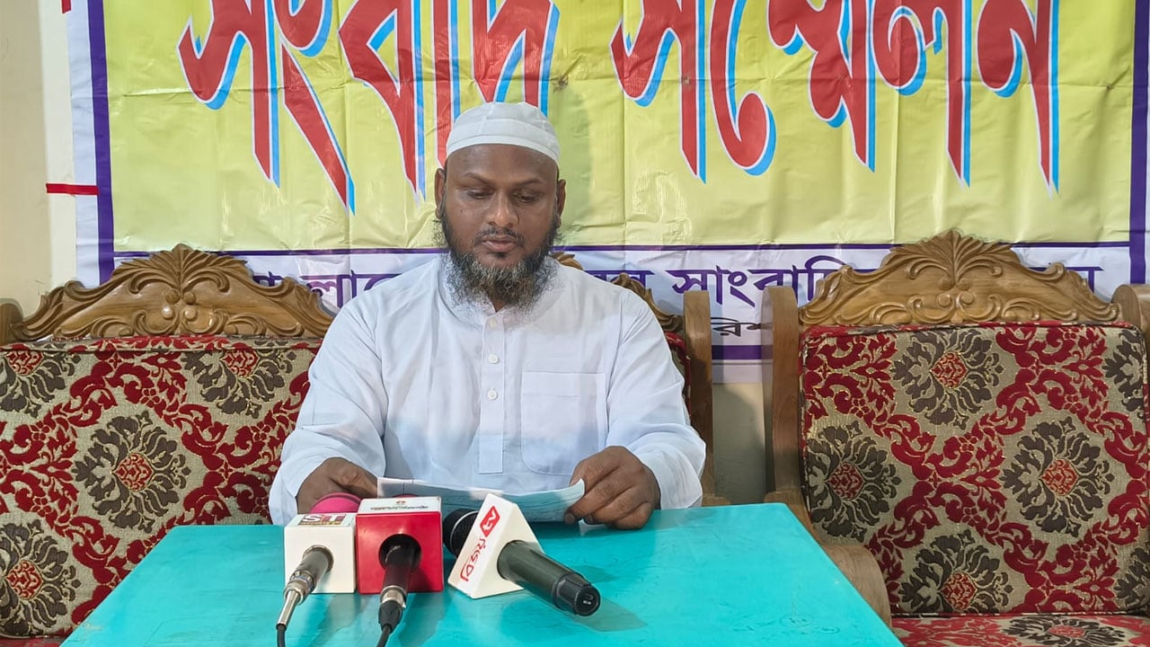 চেয়ারম্যানের ওপর হামলা ও মারধর, মামলা নেয়নি পুলিশ