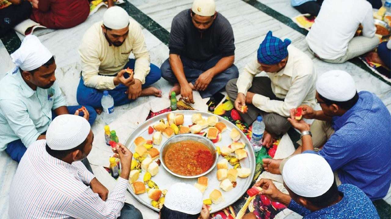 সাহরি ও ইফতারের মহিমা