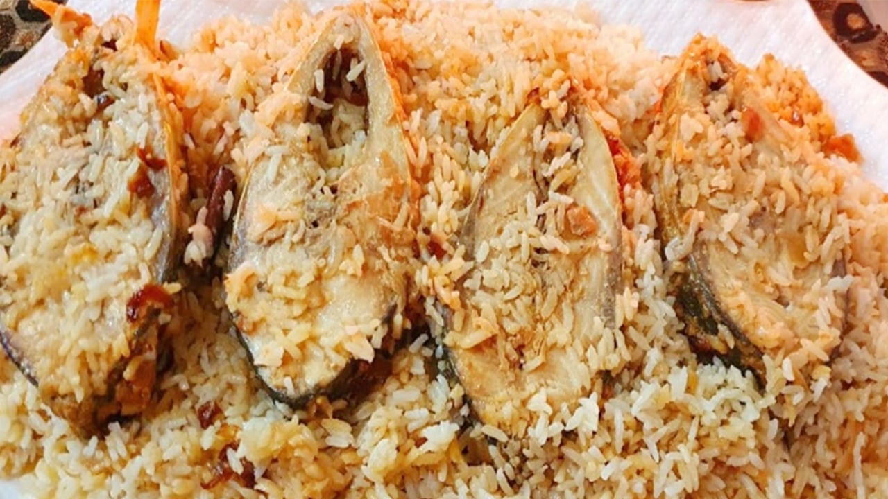 সুস্বাদু ইলিশ পোলাও!