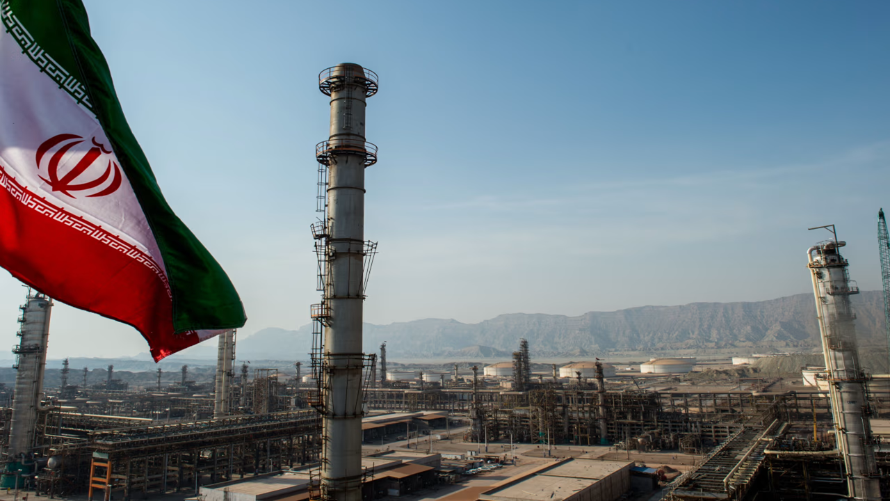 মার্কিন অবরোধ কি ইরানের তেল উৎপাদন থামাতে পারবে?