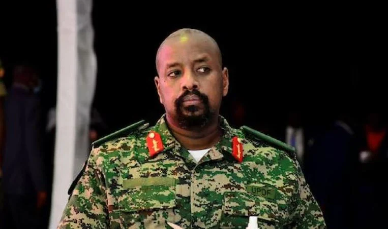 হারতে বসলে ইসরাইলের পক্ষে আমরা যুদ্ধে নামবো: উগান্ডার সেনাপ্রধান