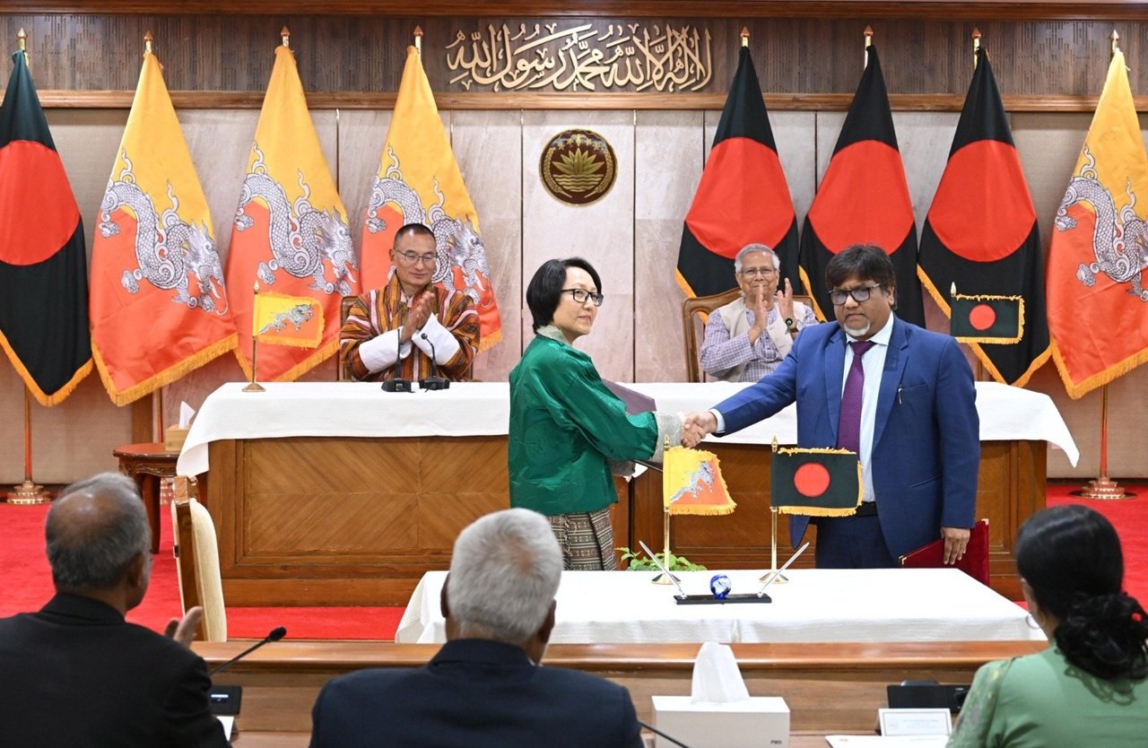 স্বাস্থ্য ও টেলিকম খাতে দুটি সমঝোতা স্মারক স্বাক্ষর