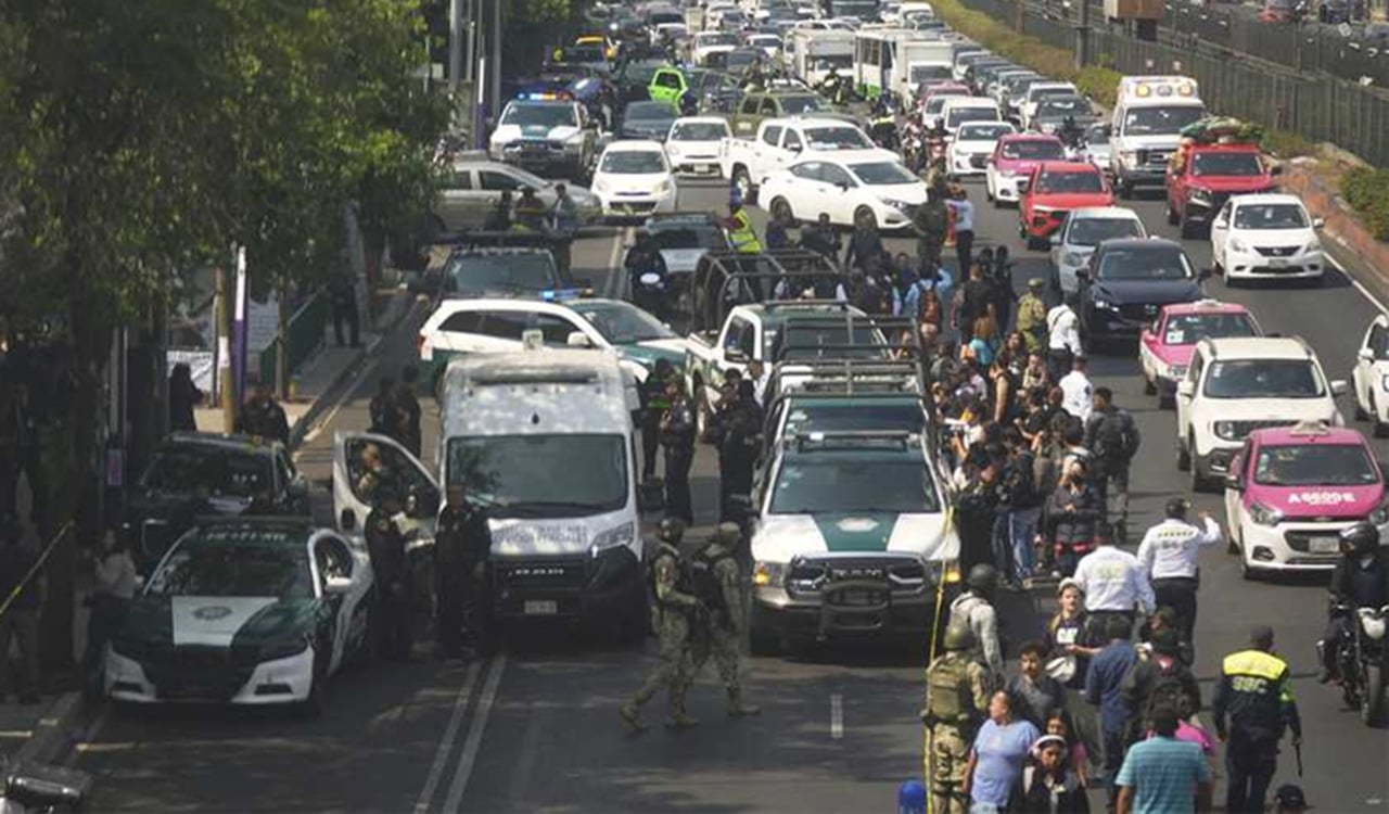 মেক্সিকোয় ফুটবল মাঠে সশস্ত্র হামলা, নিহত ১১
