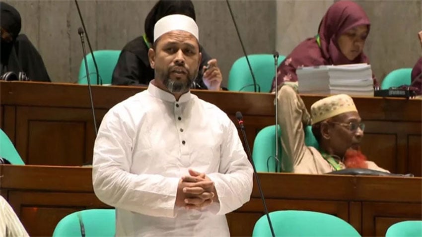 নিজেকে মুক্তিযুদ্ধে শহীদের সন্তান বলা সেই জামায়াত এমপির বাবা এখনো জীবিত